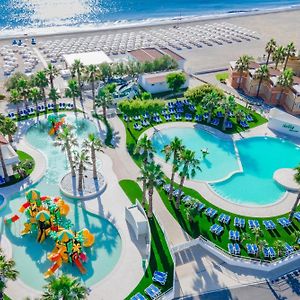 Holiday Family Village
